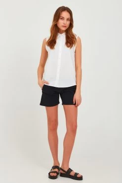 OXMO Shorts Regular Broek KATHY Dames Zwart -Oxmo Winkel cfcd68116b8304f046a269348434834c