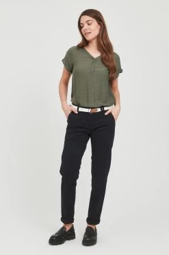 OXMO Chinos Slimfit Chino Chakira Dames Zwart 10 OXMO Chinos Slimfit Chino Chakira Dames Zwart -Oxmo Winkel d1eb75d9105d052e8fc45e5638e421b3