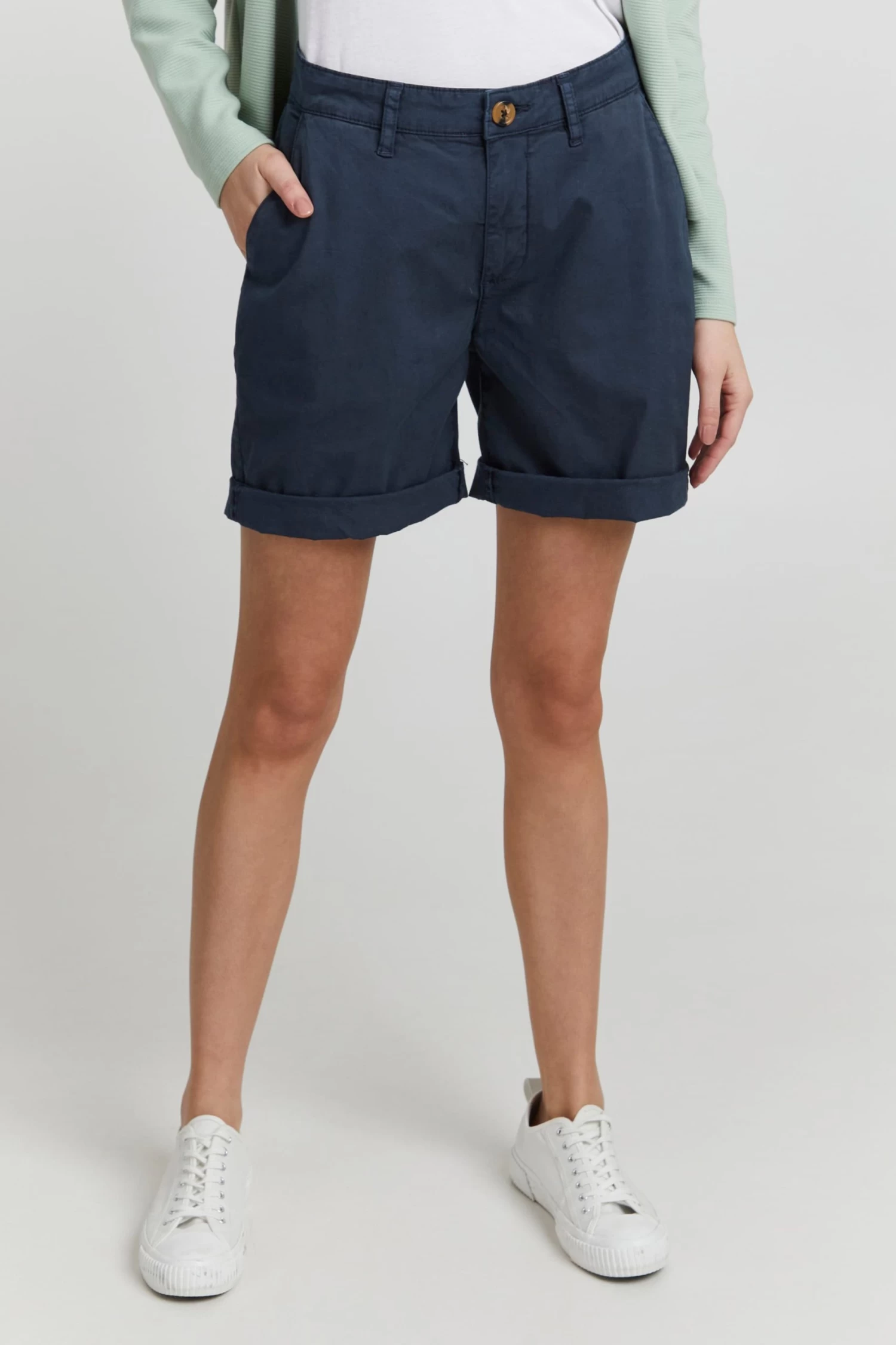 OXMO Shorts Regular Broek Charline Dames Marine 4 OXMO Shorts Regular Broek Charline Dames Marine - Afbeelding 2