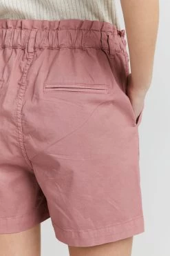 OXMO Shorts Regular Broek Chai Dames Roze -Oxmo Winkel e3118fee99dde4c48ba585ee6da487b5