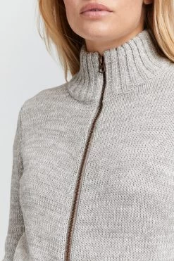 OXMO Vesten Gebreid Vest Phenix Dames Lichtgrijs -Oxmo Winkel e3a09631e9a8c984fba65d2139550548