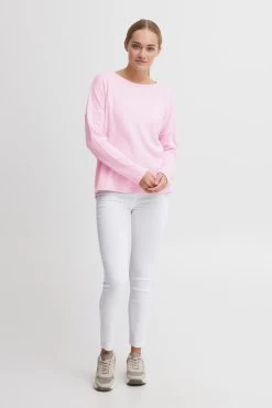 OXMO Truien Trui Oxsanne Dames Rood -Oxmo Winkel e46ca8b5204ebc9b4dce34720bf7938b