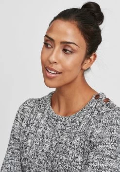 OXMO Fijngebreide Truien Trui Phia Dames Blauw -Oxmo Winkel e599fdac8d9269e10377dde571373267