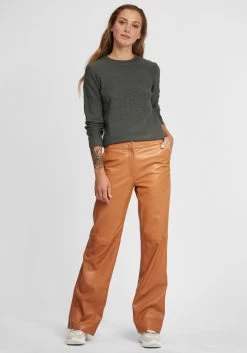 OXMO Fijngebreide Truien Trui Dotta Dames Grijs -Oxmo Winkel ec39b5a02049a9392dc09fee993ccb0f