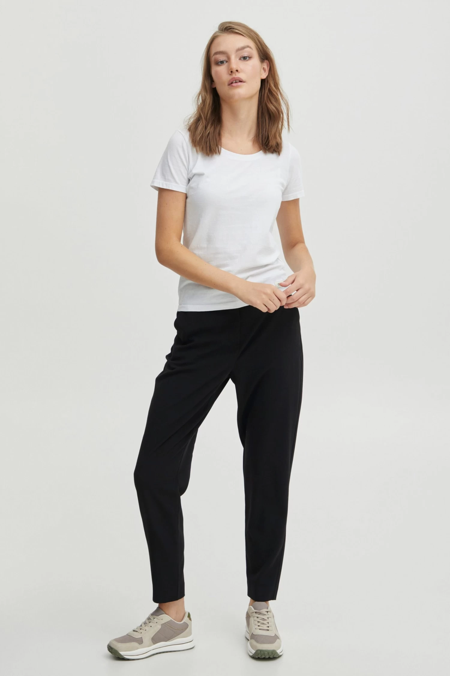 OXMO Pantalons Regular Broek Dames Zwart 5 OXMO Pantalons Regular Broek Dames Zwart - Afbeelding 3