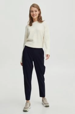 OXMO Pantalons Regular Broek Dames Donkerblauw -Oxmo Winkel f6653bbdb086da99dec3ef10c47717e6