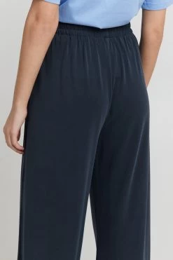 OXMO Pantalons Wide Leg Broek OXBryndis Dames Donkerblauw / Blauw Gemêleerd -Oxmo Winkel f713b330bdf4deeb38cd7100e42cb45d