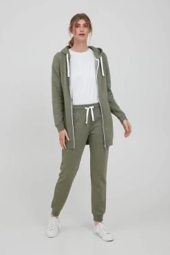 OXMO Sweatpants Loosefit Broek Olivia Dames Groen Gemêleerd -Oxmo Winkel f7acb234efe79b62ffac548dabfd5f96