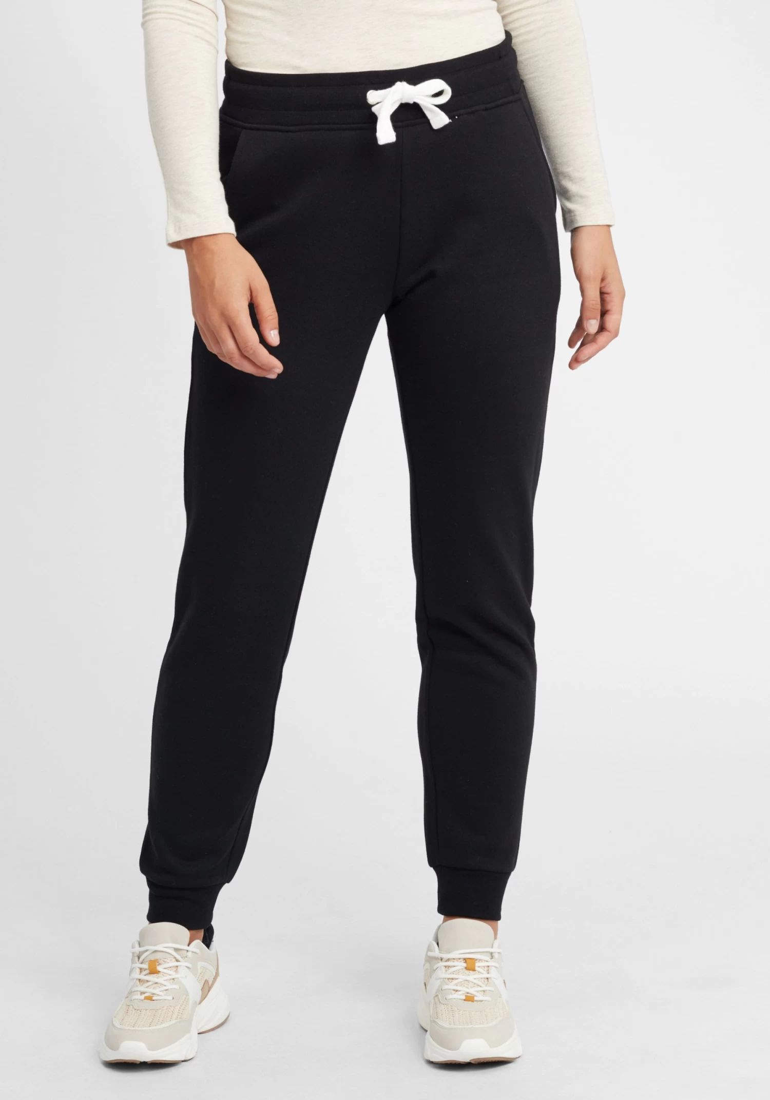 OXMO Sweatpants Loosefit Broek Olivia Dames Zwart 4 OXMO Sweatpants Loosefit Broek Olivia Dames Zwart - Afbeelding 2