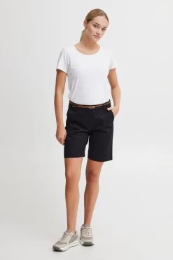 OXMO Shorts Regular Broek Oxdaney Dames Zwart -Oxmo Winkel fb1b90606c4e4099857fefab6aca93b5