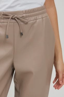 OXMO Pantalons Regular Broek PAULIA Dames Beige -Oxmo Winkel fbf822346fc0a058774d569087c3cc7e